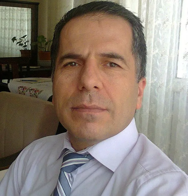ogrencilerine-son-kez-karne-verdi-torende-fenalasan-ogretmen-hayatini-kaybetti-1642780944516.jpg