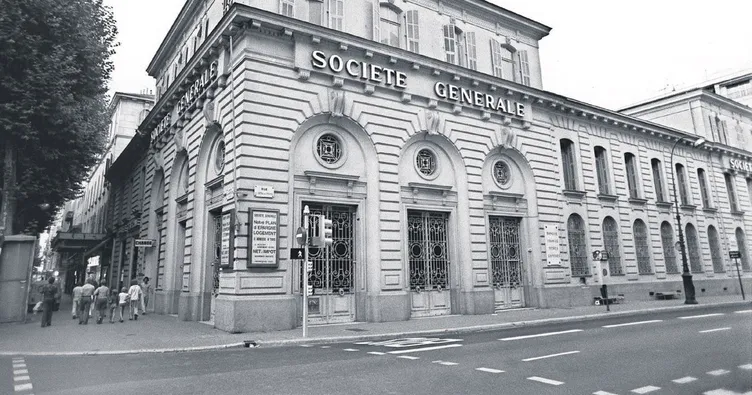 Asrın soygununun kitabını yazınca