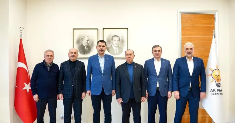 İBB Başkan adayı Murat Kurum, eski AK Parti İstanbul il başkanlarıyla bir araya geldi