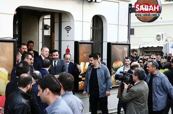 İstanbul'da ilginç görüntü! Cumhurbaşkanı'nı işte böyle beklediler