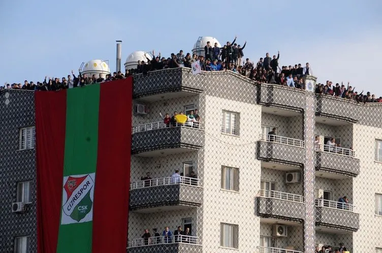 Cizre’de futbol aşkı