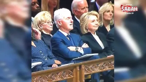 Bill Clinton ve Joe Biden, Bush'un cenazesinde uyudu