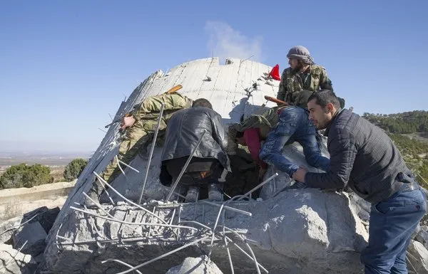 Afrin'de teröristlerin gizlendiği bir tünel daha bulundu