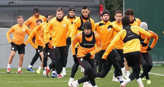 Galatasaray Topbasi Yapiyor Spor Haberleri