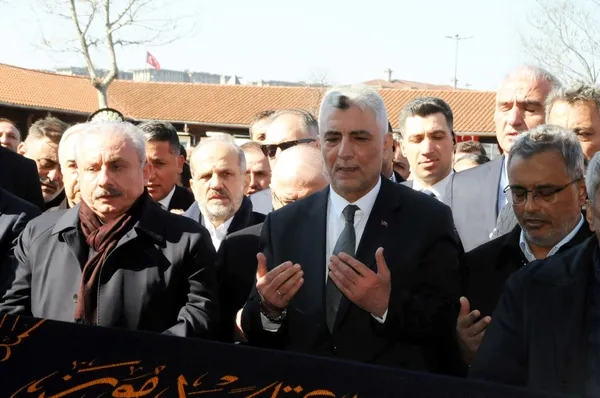 ticaret-bakani-omer-bolatin-babasi-son-yolculuguna-ugurlandi-1708608200454.jpg