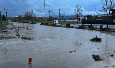 Kırıkkale'de etkili olan sağanak, su baskınlarına neden oldu #kirikkale