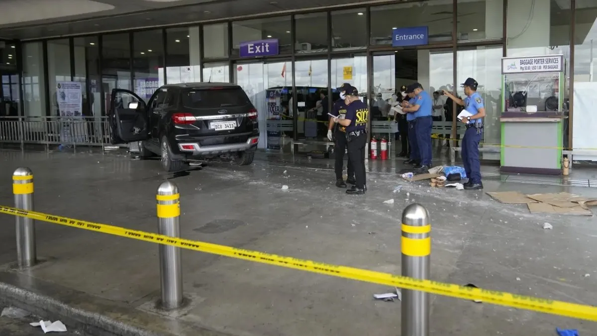 Filipinler’de ‘trajik kaza’: Havalimanında araç yayaları ezdi