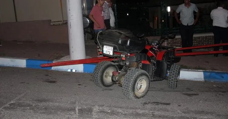 ATV aracıyla çelik bariyerlere çarptı yaralandı