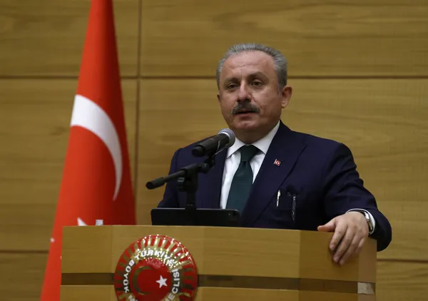 Mustafa Şentop tek tek açıkladı! Hangi Meclis Başkanı kaç kanun teklifi vermiş?