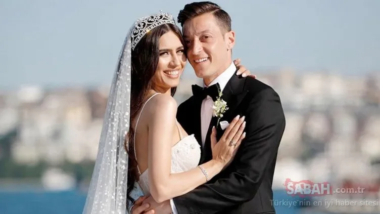 Mesut Özil güzellik kraliçesi eşi Amine Gülşe’ye aşkını haykırdı! Mesut Özil ile Amine Gülşe’den aşk pozu!
