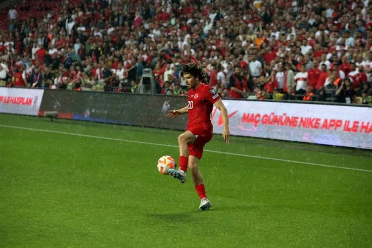 Son dakika Arda Güler haberi: Arda Güler Galler’e harika gol attı tarihe geçti! Milli Takım tarihinde inanılmaz rekor...