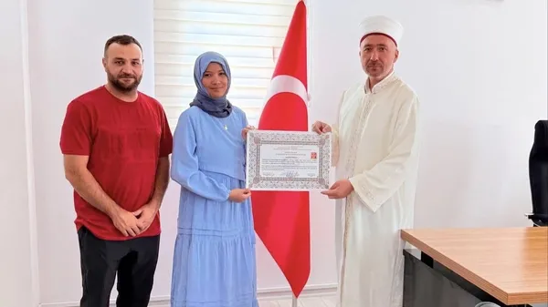 japon-gelin-nusaybinde-musluman-oldu-ardindan-nikah-kiyildi-1782398509104.jpg