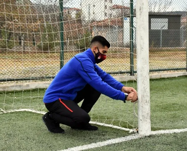 Kırıkkaleli Abdülkadir İleri hem hakemlik hem de hayvancılık yapıyor!