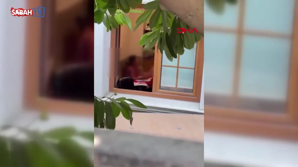 Büyükçekmece’de acımasız öğretmen vakası! Rehabilitasyon merkezinde öğrenciye şiddet uyguladı | Video videosunu izle Büyükçekmece’de acımasız öğretmen vakası! Rehabilitasyon merkezinde öğrenciye şiddet uyguladı | Video videosunu izle