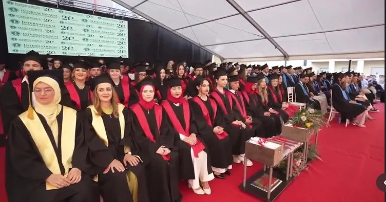 Mezuniyet töreninde Gazze mesajı