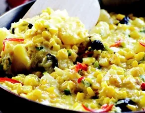 Zeytinli Mısır Omleti