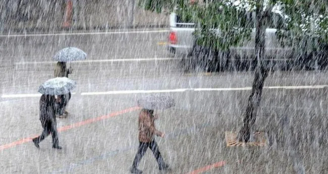 Meteoroloji Den Ankara Ya Sari Kodlu Uyari Valilik Vatandaslari Sel Ve Kuvvetli Ruzgara Karsi Uyardi Son Dakika Yasam Haberleri