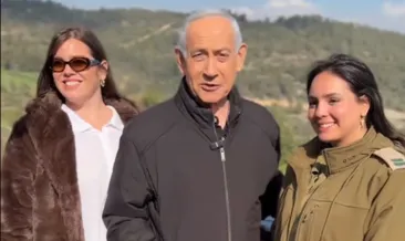 Katil Netanyahu’dan ikinci ‘ölmedim’ videosu: Çevredekilerle fotoğraf çektirdi