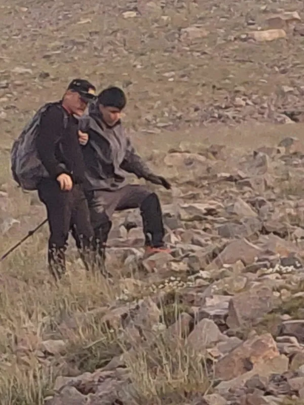 erciyeste-mahsur-kalan-turist-kurtarildi-1789305633263.jpeg