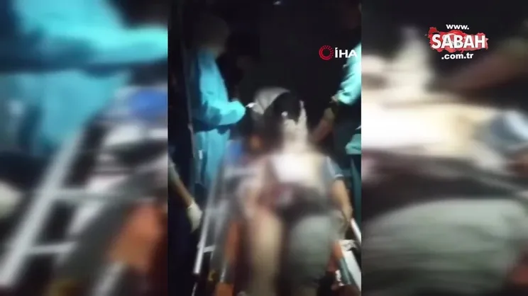 Gazze'de elektriksiz hastanede cep telefonu ışığıyla tedavi