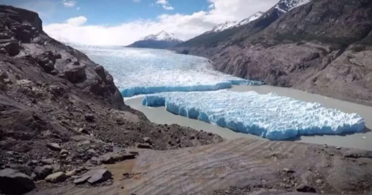 Şili’de 30 yılın en büyük buz parçası koptu