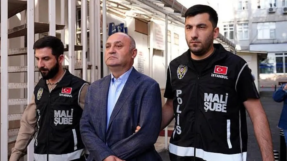 İBB'ye yönelik 4. dalga operasyonda gözaltına alınmıştı! İmamoğlu’nun Koruma Müdürü Mustafa Akın’ın sır dolu kasası ele geçirildi
