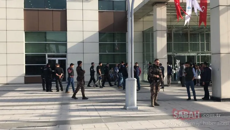 Sultangazi’de Evlendirme Dairesi’nin önünde iki grup arasında silahlı kavga çıktı