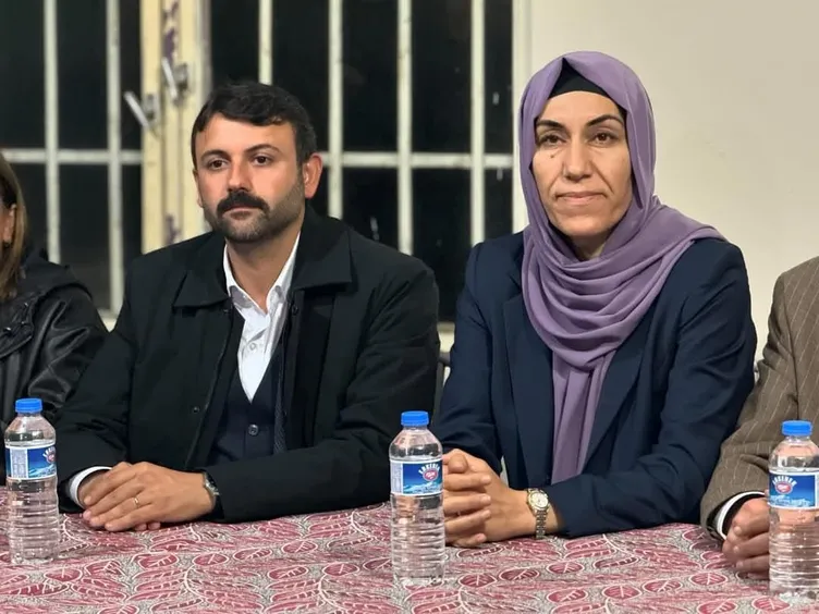 SON DAKİKA | Mersin’de Akdeniz İlçe Belediye Başkanı Hoşyar Sarıyıldız görevden uzaklaştırıldı