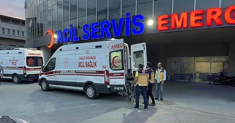 Erzincan’da gıda zehirlenmesi! 53 öğrenci hastaneye kaldırıldı