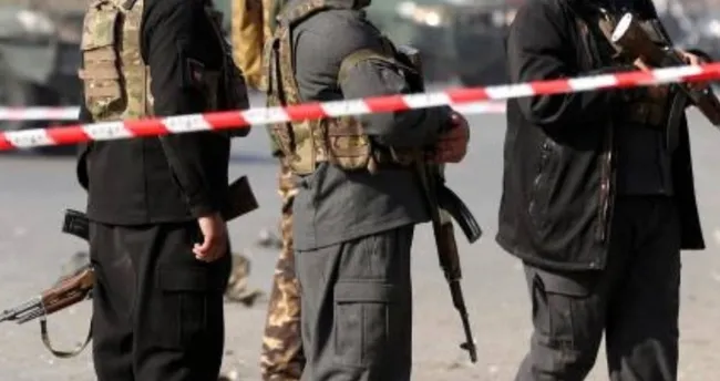 Afganistan'da bombalı saldırı: 17 kişi öldü Afganistan'da bombalı saldırı: 17 kişi öldü