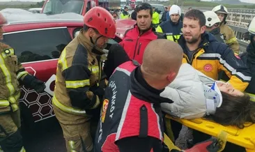 Yalova’da tır otomobille çarpıştı: 4 yaralı! #yalova