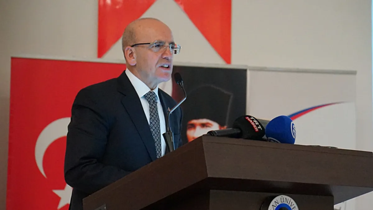 Bakan Şimşek: ‘Terörsüz Türkiye ile refahımız artacak’ Bakan Şimşek: ‘Terörsüz Türkiye ile refahımız artacak’