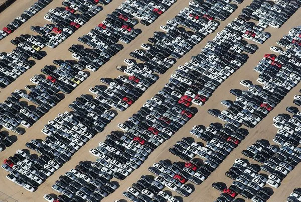Volkswagen ABD'de 7 milyar dolara 350 bin araç aldı