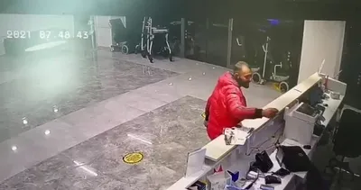 Sultangazi’de dehşet! Taşla hastaneyi bastı... Etrafa korku saldı