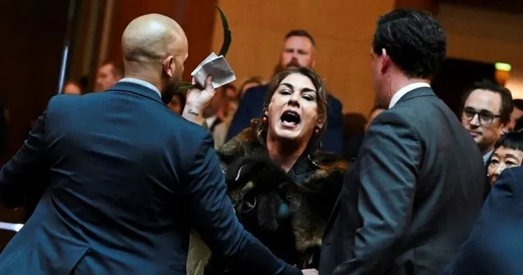 Avustralya’da Aborjin Senatör’den İngiltere Kralı Charles’a protesto: Burası senin toprağın değil!