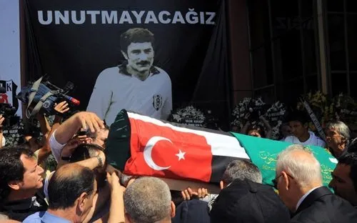 Vedat Okyar böyle uğurlandı