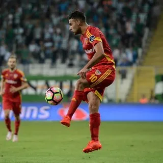 Alper Potuk'u alın Deniz Türüç'ü verin