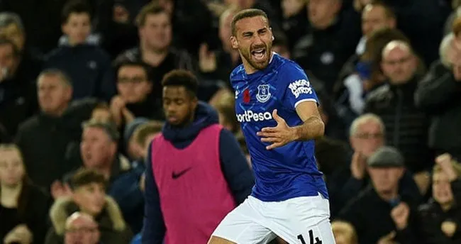 Cenk Tosun'a talip çıktı! İşte o takım