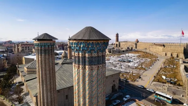 erzurum-kultur-yolu-festivalinin-acilisi-yapildi-1786796368503.jpg