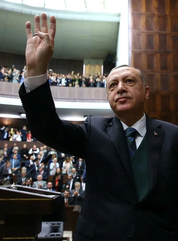 Cumhurbaşkanı Erdoğan'ın katıldığı Ak Parti grup toplantısından kareler