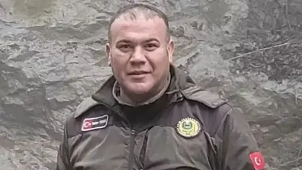 yer-yozgat-talihsiz-aile-ikinci-kez-ayni-aciyi-yasadi-polis-memuru-trafik-kazasinda-hayatini-kaybetmisti-meger-1791639841110.jpg