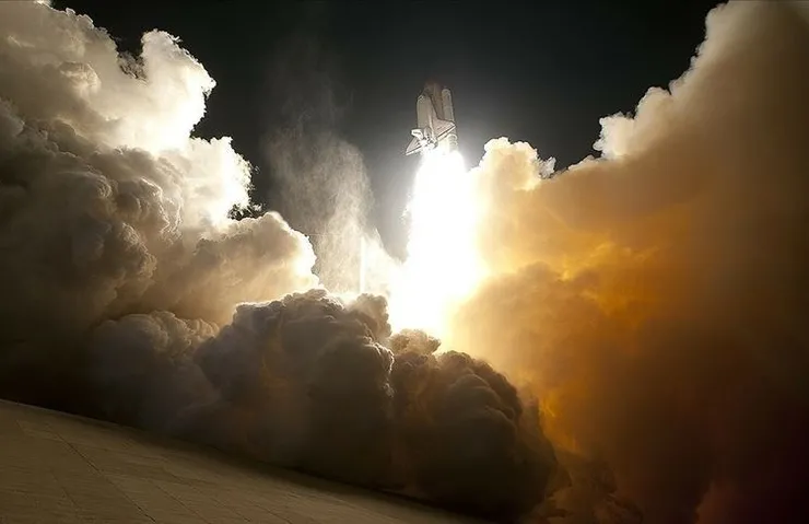 MİLYARDERLER REKABETİ UZAYA TAŞIDI