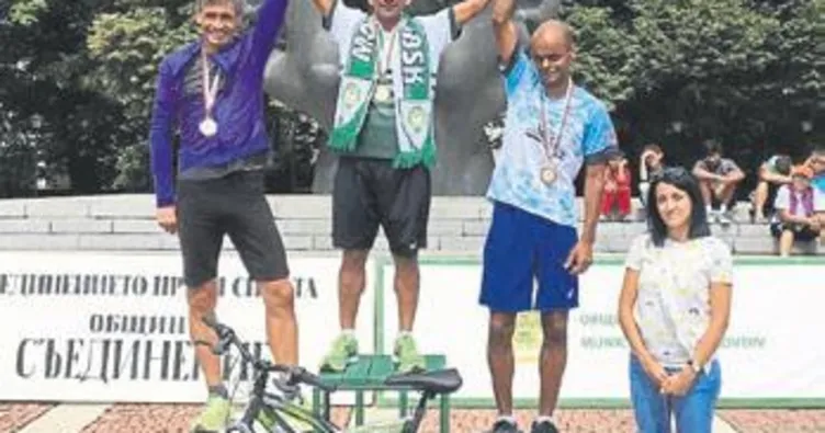 Ahmet Bayram fırtına estirdi