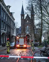 Hollanda’da 154 yıllık kiliseyi alevler sardı