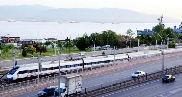 Ankara-İstanbul YHT hattı yarın açılıyor