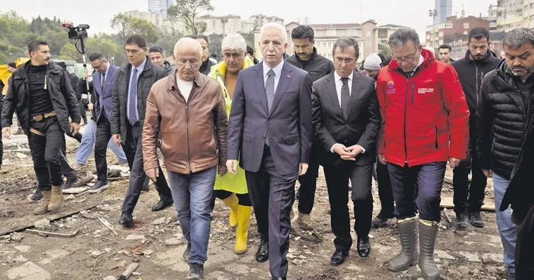 Vali Davut Gül, AFAD Afet Koordinasyon Merkezi’nde