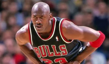 Michael Jordan’ın 1998 NBA finallerinde giydiği ayakkabılar 2,2 milyon dolara satıldı