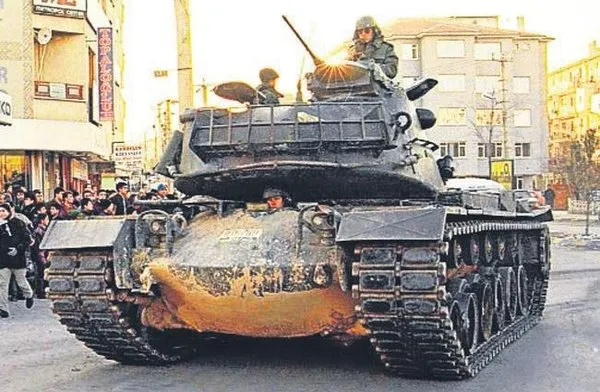 siz-sincanda-tank-yuruten-orduyu-seviyorsunuz-1738525258154.jpeg