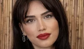 Ayşe öğretmen evinde ölü bulundu