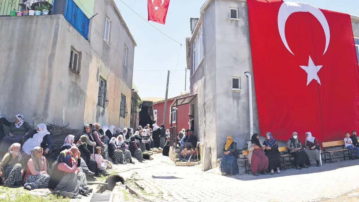 Vatan size minnettar